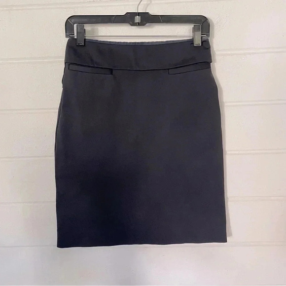 EUC Tory Burch Dark Navy Stretchy Pencil Skirt Waist 28” - Picture 1 of 9